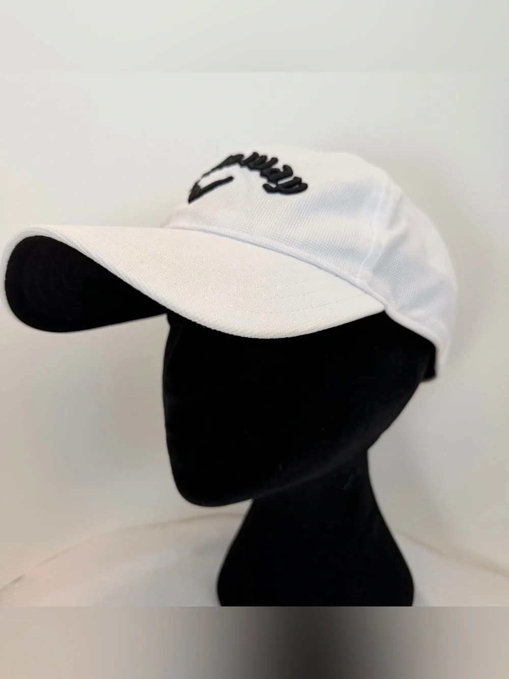 Callaway Golf White Black Embroidered Performance Hat Fitted L/XL